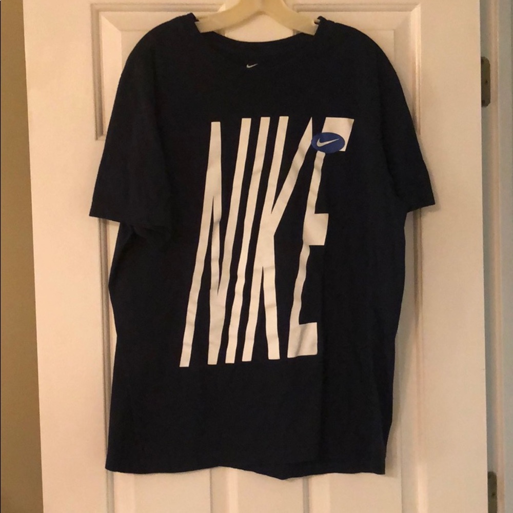 Nike t-shirt